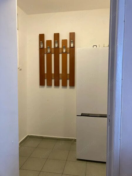 Berceni -Piata Sudului, Obregia, stradal, la 10 minute de metrou