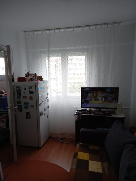 Berceni -Piata Sudului, Obregia, stradal, la 10 minute de metrou